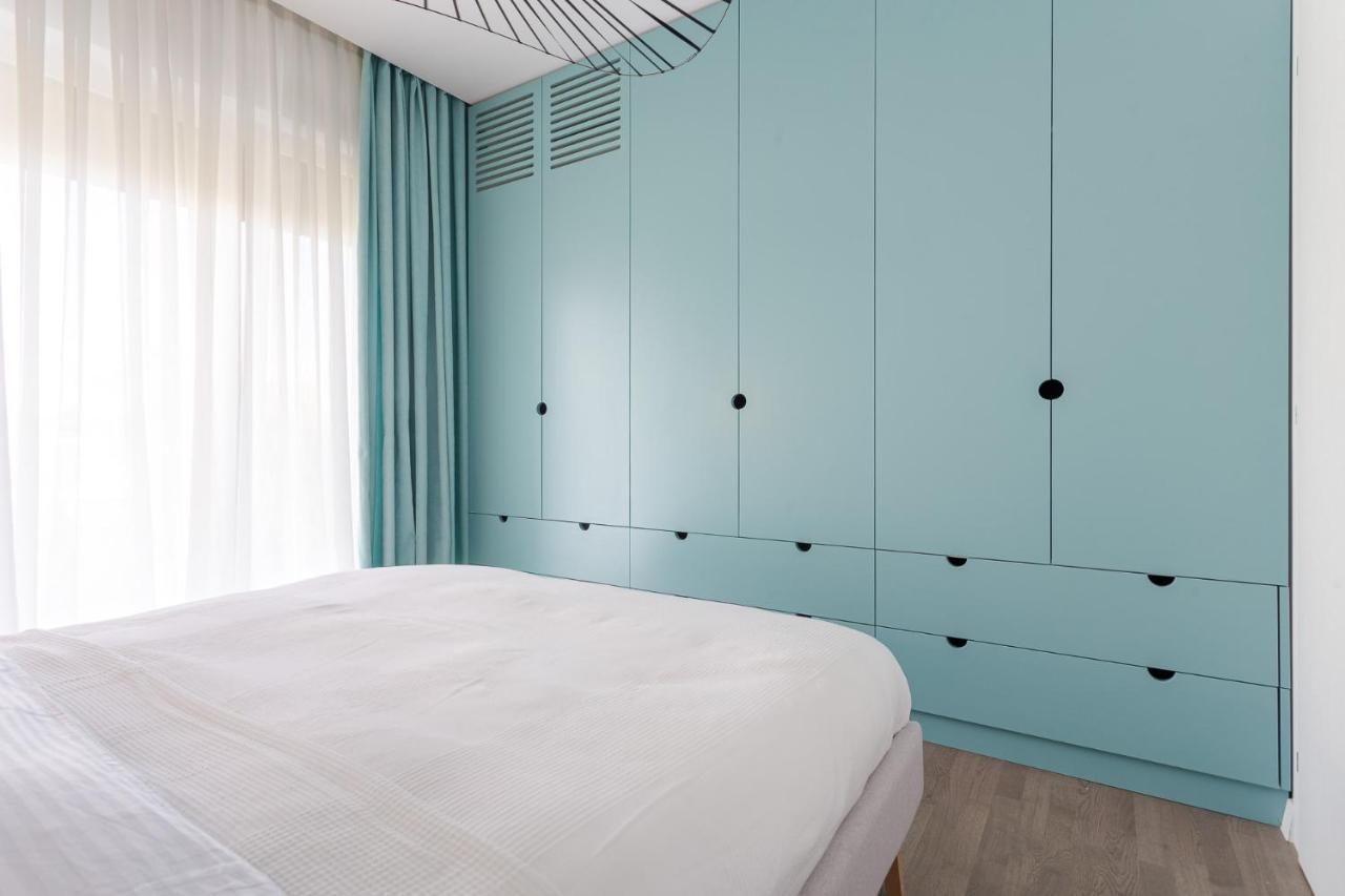 Il Lago - Turquoise - Cozy Luxurious Smart Home By The Lake Voluntari المظهر الخارجي الصورة
